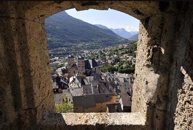 Barre Des Ecrins Franz Boss