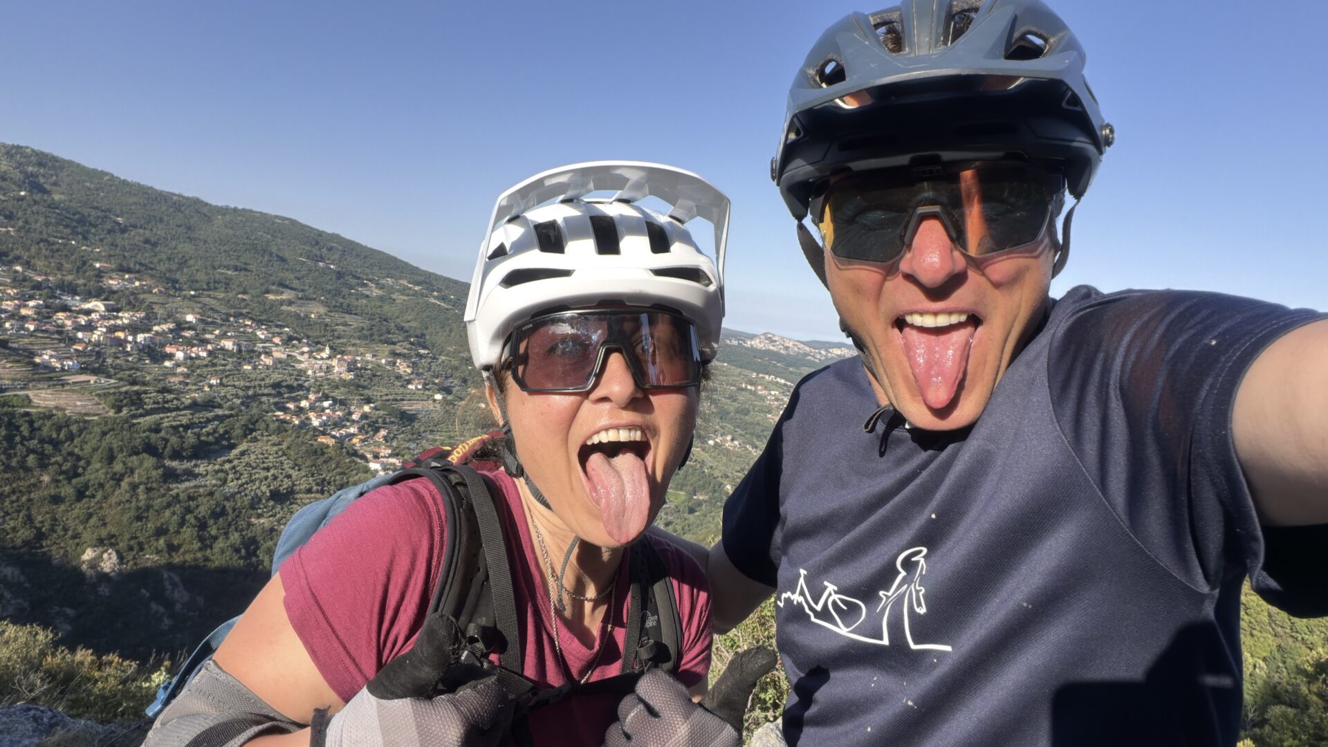 claudia-ferrara-christian-keller-finale-ligure-mountainbikereisen