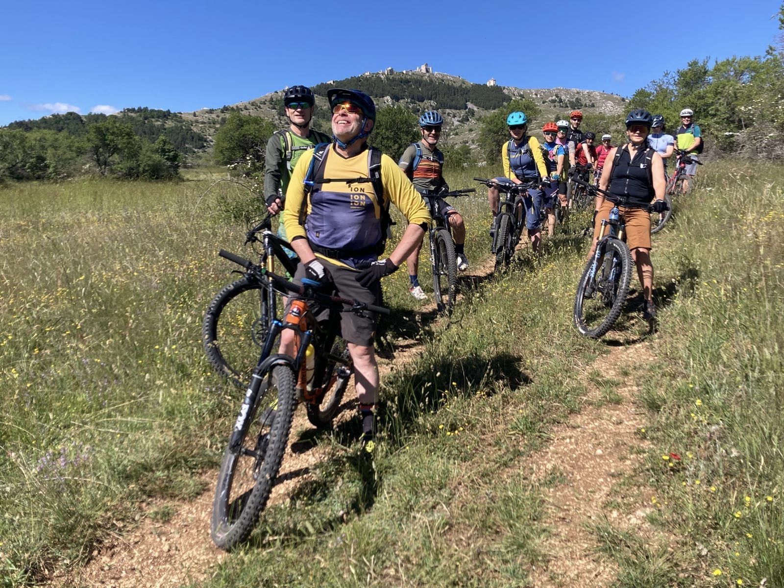 Trans Abruzzen Mountainbikereisen.ch