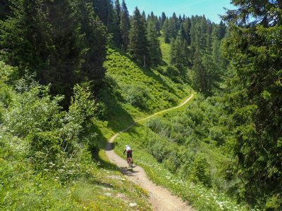 e-mtb-brenta-dolomiten-mountainbikereisen
