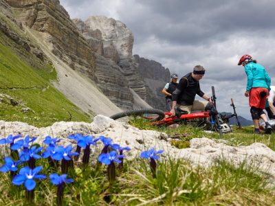 e-mtb-brenta-dolomiten-mountainbikereisen