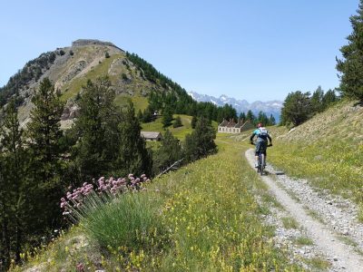 briancon-trail-attack-mountainbikreisen-geführte-touren
