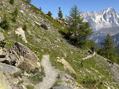 Valle-Aosta-Mountainbikereisen-Singletrails-geführte-Touren