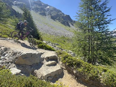 Valle-Aosta-Mountainbikereisen-Singletrails-geführte-Touren