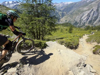 Valle-Aosta-Mountainbikereisen-Singletrails-geführte-Touren