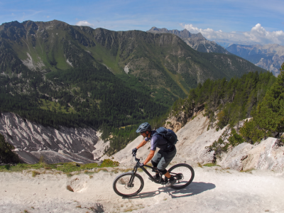barre-des-ecrins-mtb-umrundung-mountainbikereisen