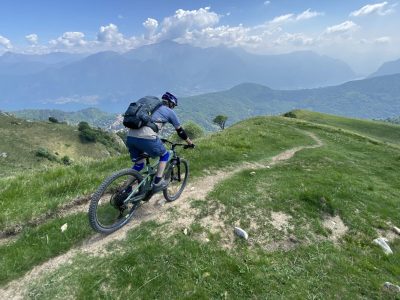 Comersee Trail-Attack mountainbikereisen.ch