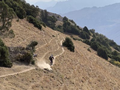 kirgisien-kirgistan-kirgisistan-mountainbike-reisen