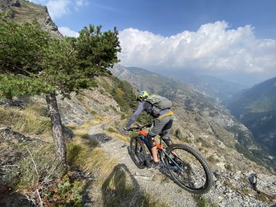 Valle Maira Singletrails mountainbikereisen.ch