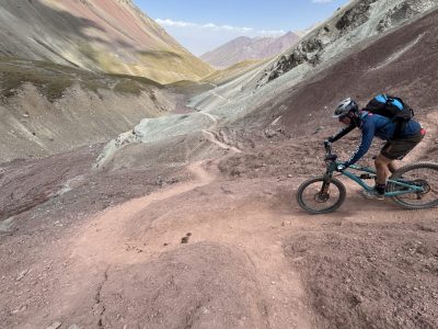 kirgisien-kirgistan-kirgisistan-mountainbike-reisen