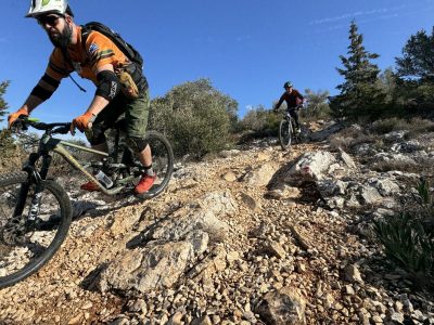 geführte Singletrail-Touren Athen mountainbikereisen.ch