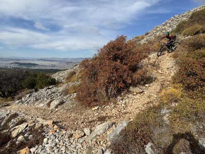 geführte Singletrail-Touren Athen mountainbikereisen.ch
