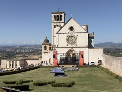 trans-abruzzen-mtb-mountainbikereisen-assisi