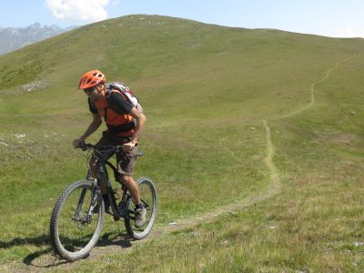 mountainbikereisen-georgien-tusheti