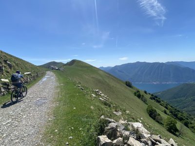 Mountainbiken-Tessin-Giro-dei-Laghi-mountainbikereisen.ch