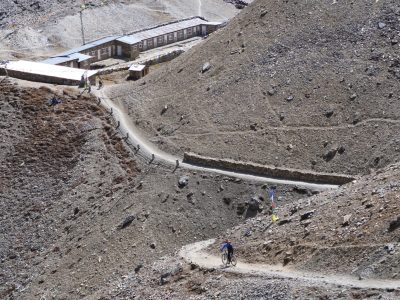 Mountainbiking Himalaya Mustang Nepal mountainbikereisen.ch