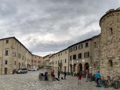 Trans Italia Mountainbikereisen-geführte-touren-quer-durch-Italien