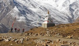grosse-himalaya-überquerung-mountainbikereisen