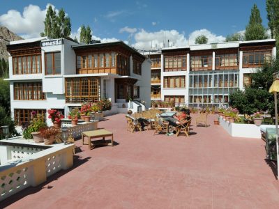 grosse-himalaya-überquerung-leh-ladakh-mountainbikereisen