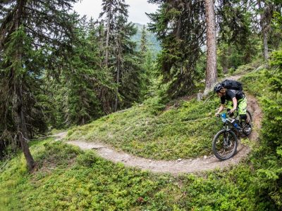 barre-des-ecrins-mtb-umrundung-mountainbikereisen