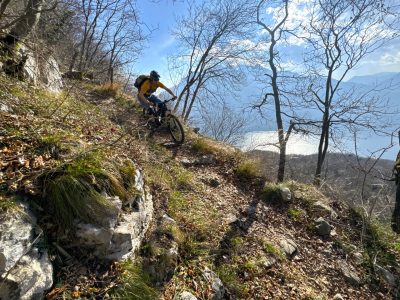 Comersee Trail-Attack mountainbikereisen.ch