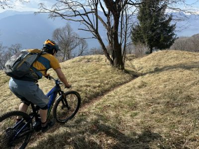 Comersee Trail-Attack mountainbikereisen.ch