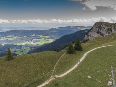 geführte MTB-Touren Franche-Comte Mountainbikereisen©Mizenboite Production Montagnes Du Jura